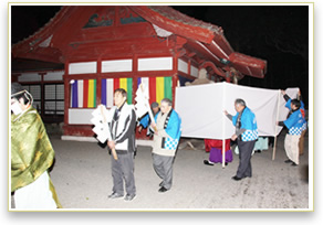 妻垣神社 仮殿遷座祭斎行